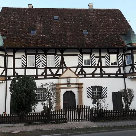 Ferienhaus Fuchs * Neufra